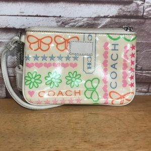 🍁 Coach Colorful Wristlet